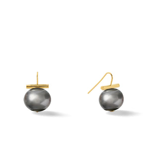 Medium Pebble Pearl Earrings | Grey