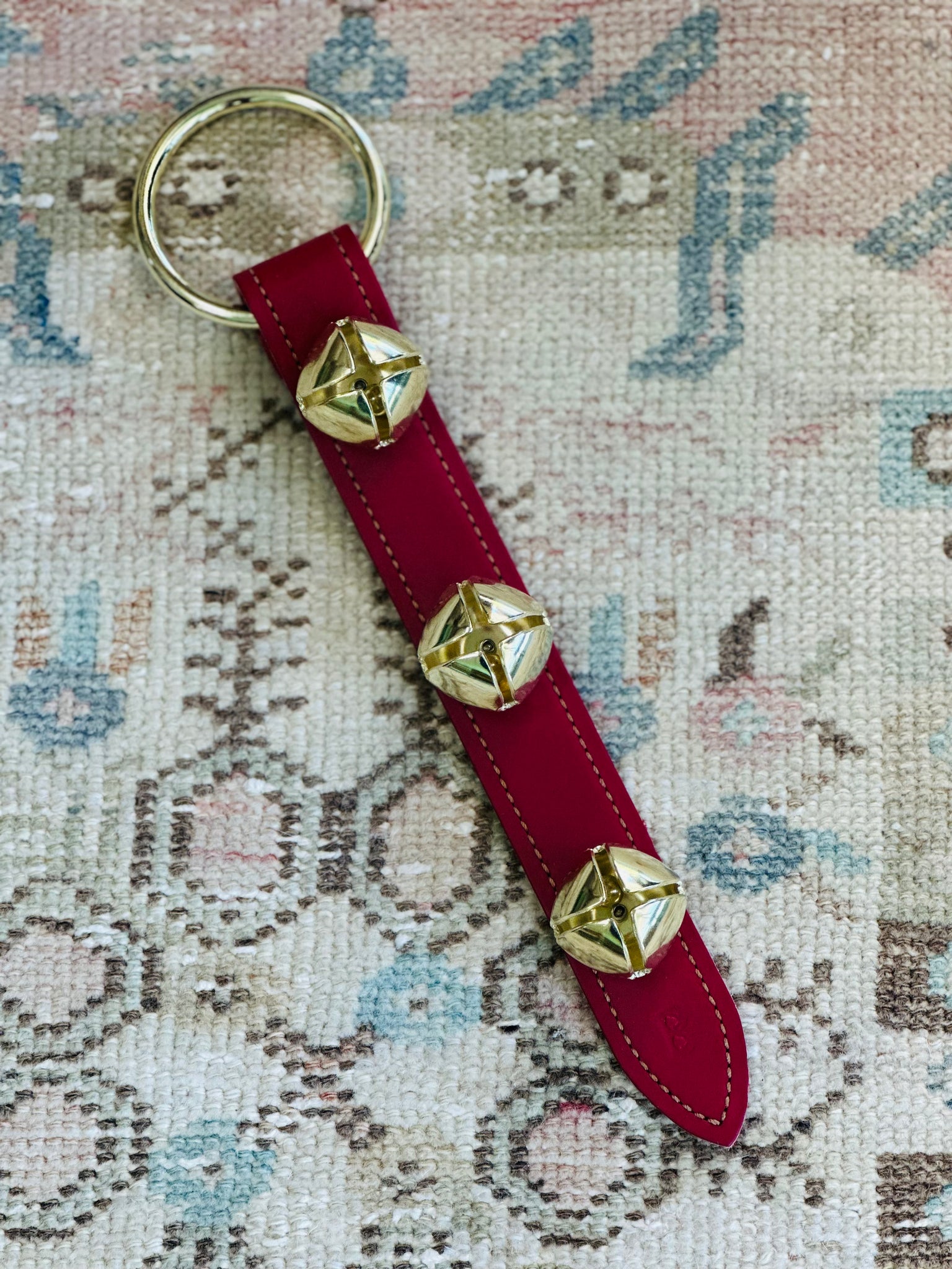 Wide Stitched Strap Bell Door Knob Hanger