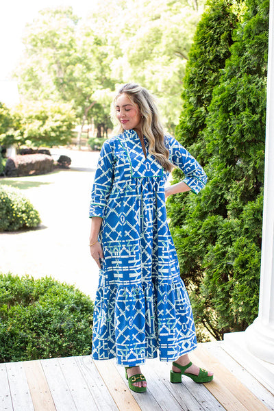 COUNTRY BLUE TRELLIS© PIPPA LONG