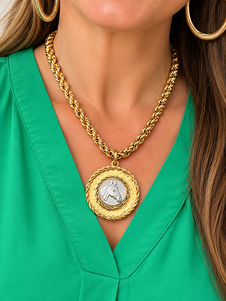 Horise Necklace