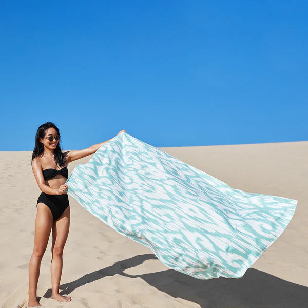XL Quick Dry Beach Towel | Soft Seafoam
