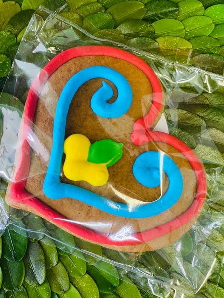 Swirly Heart Gingerbread Cookie